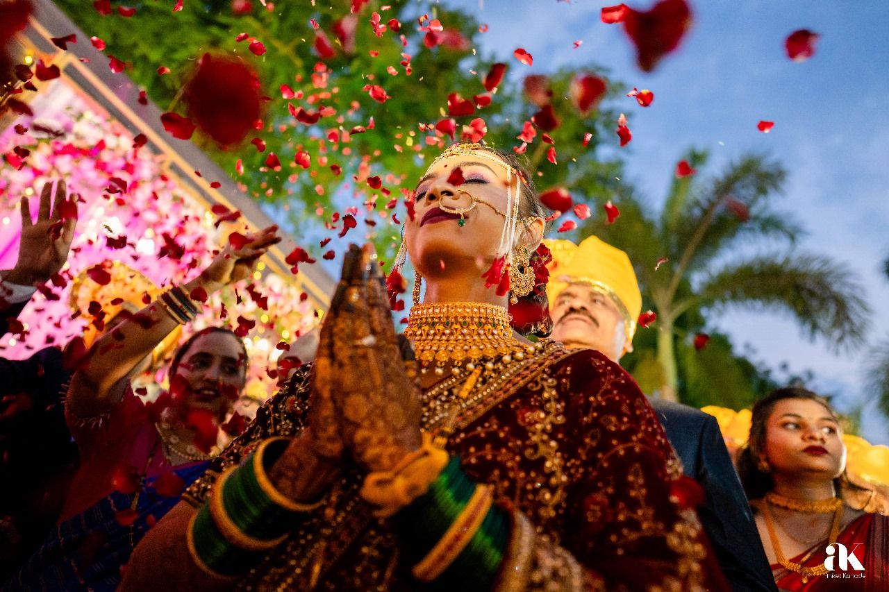 Wedding Photographers in Pune | Aniket Kanade Photography